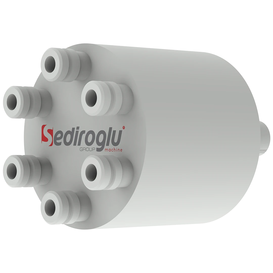 Installed air distributor on compressed air tank