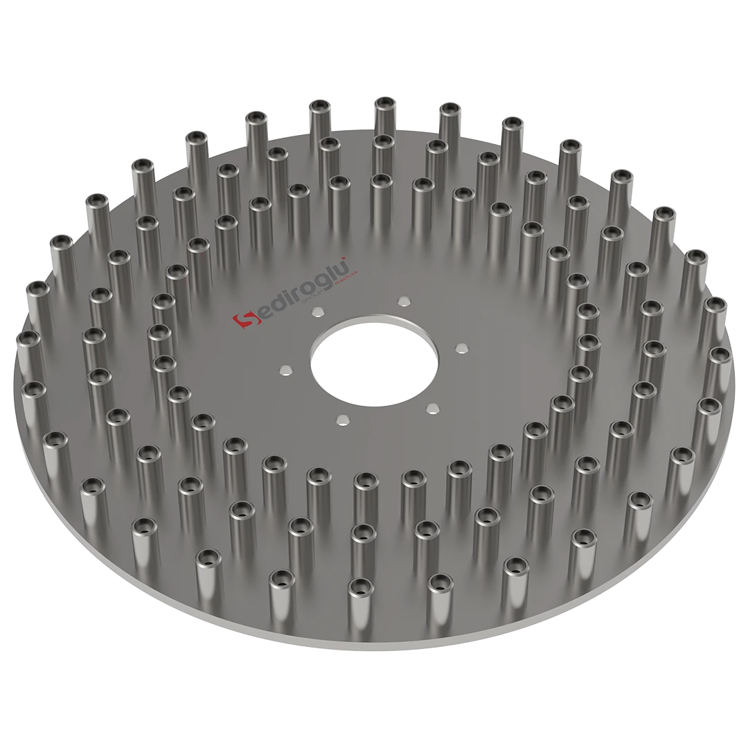 Cylindrical knife elements mounted on rotor body